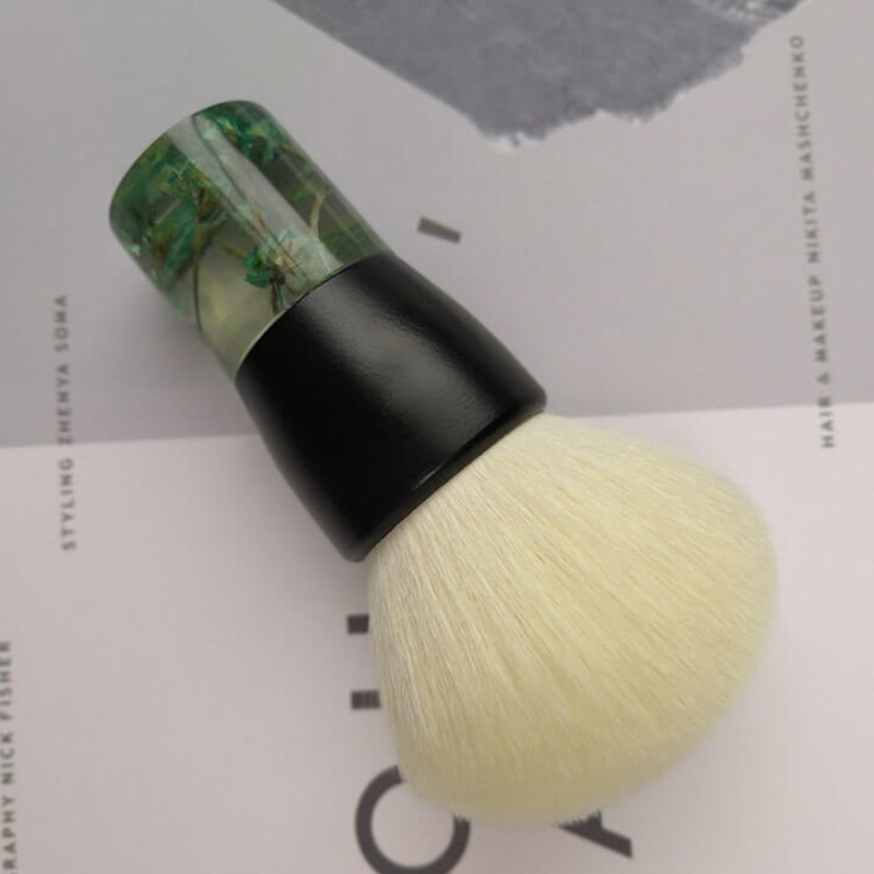 Custom Kabuki Makeup Brush Custom Kabuki Makeup Brush
