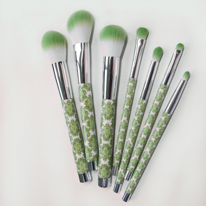 7 Pieces Oval Makeup Brush Set Beauty Green Forest Endless Fun(图3) 7 Pieces Oval Makeup Brush Set Beauty Green Forest Endless Fun(图3)